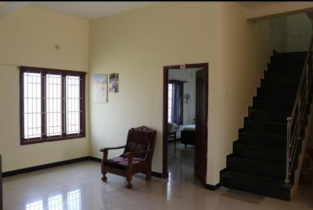 Shree Sairenu Near Maruthamalai And Bharathiyar Univ And On The Way To Adiyogi Isha Yoga Centre Homestay