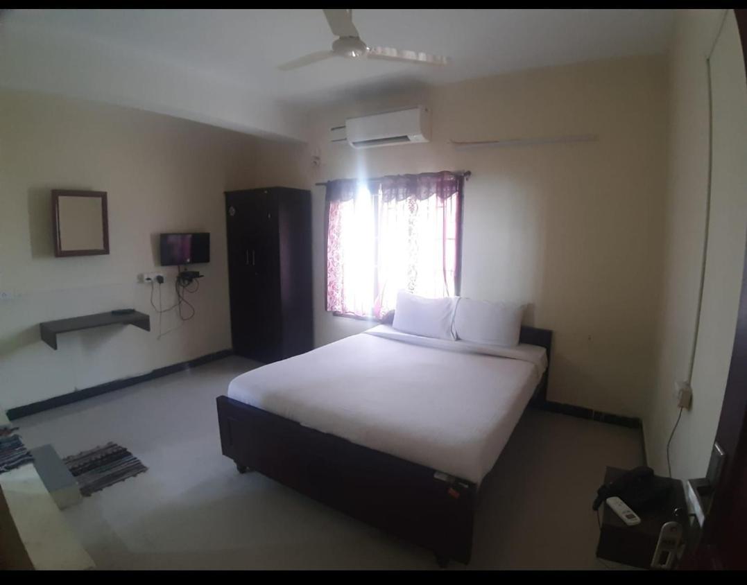Homestay Shree Sairenu Near Maruthamalai And Bharathiyar Univ And On The Way To Adiyogi Isha Yoga Centre